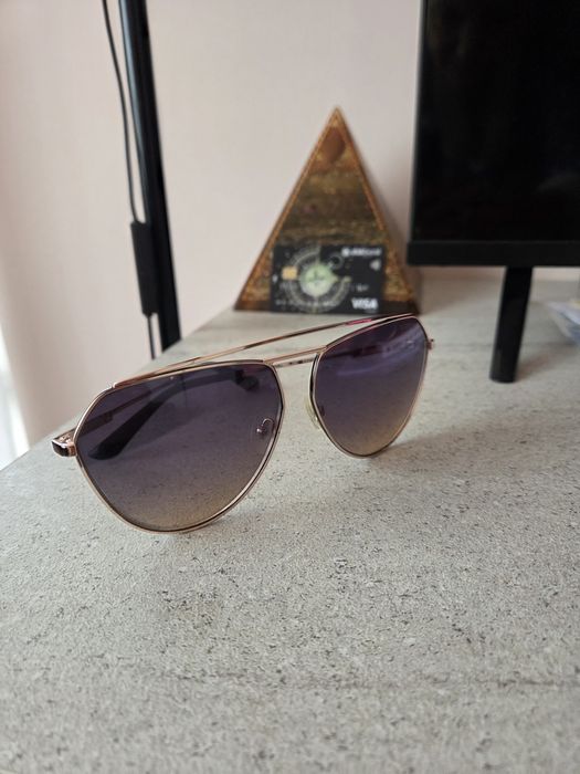 Слънчеви очила Guess