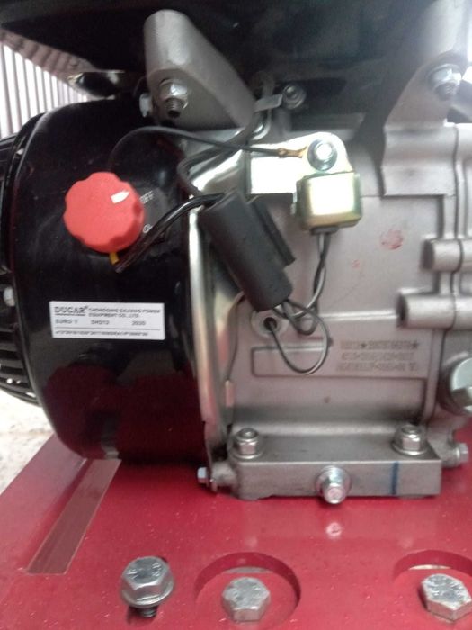 Tocator de Crengi și Soluția Ideală pentru Reciclare Ecologică