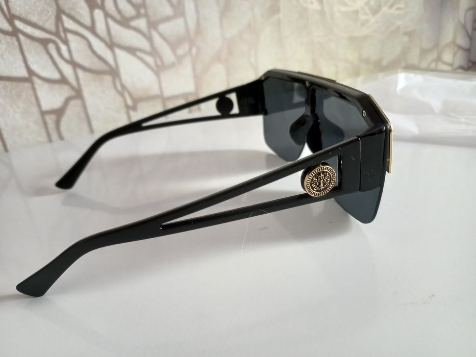 Солнцезащитные очки новые