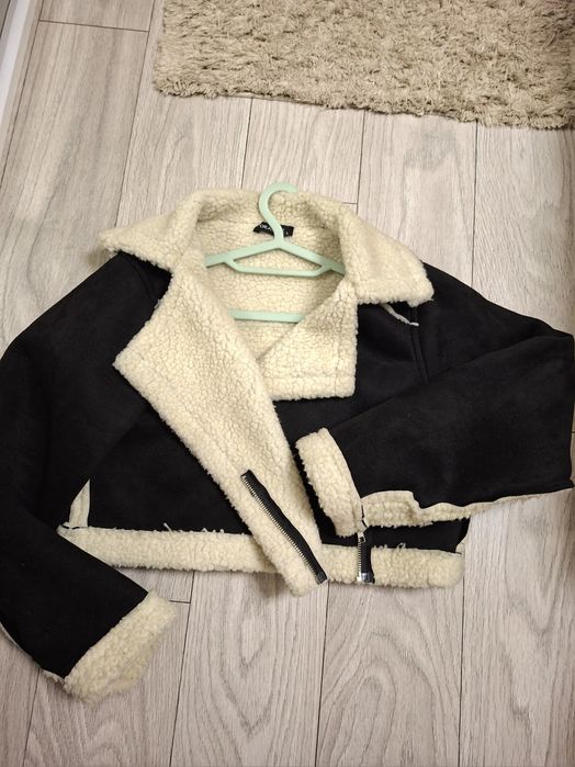 Cojocel Deafox – piele întoarsă artificială, negru, ca nou