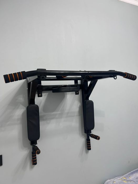 Продам турник для подтягивания