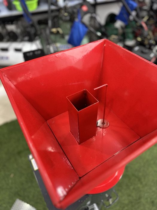 Хашак ва пояларни кесиб бериш курилмаси ХИТОЙ  6,5квт (220вольт)