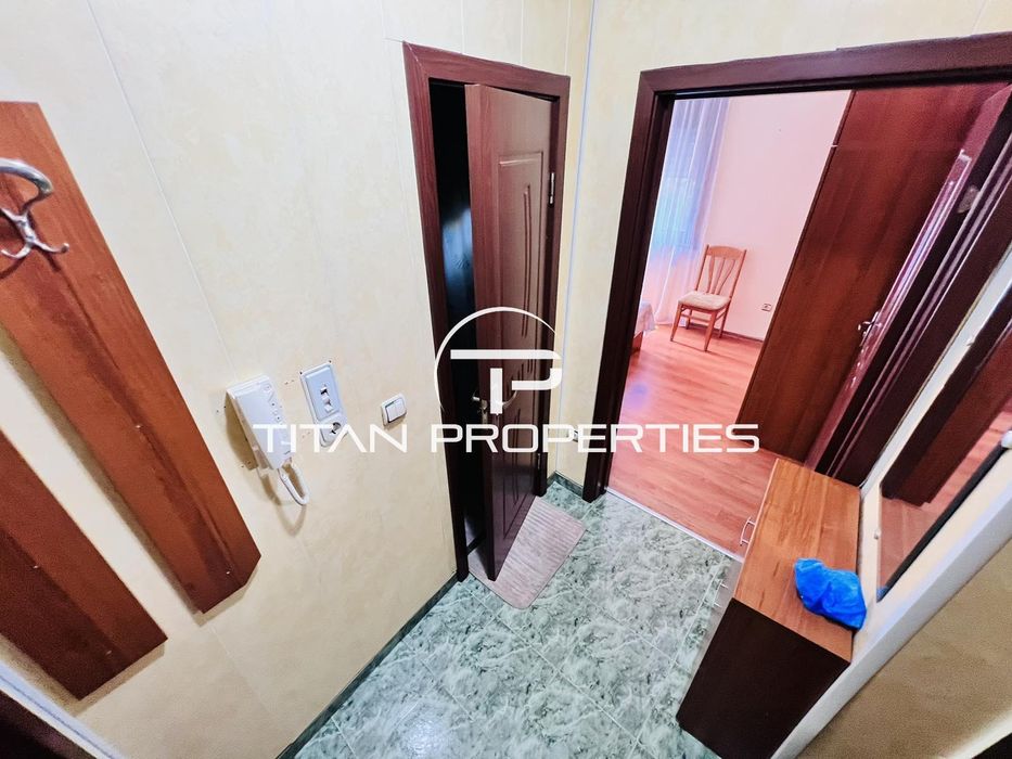 Дава се под наем Двустаен апартамент в Бургас, Център - 62 кв.м за 408 € - Снимка #5