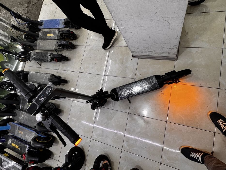 Elektron samokat jet c1