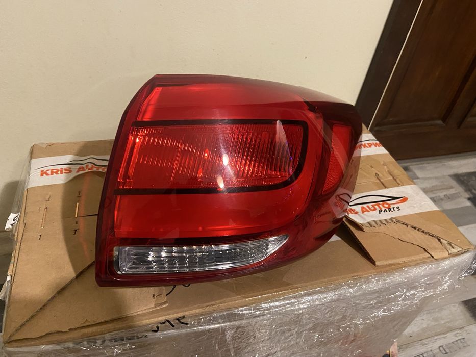 Kia Sportage 2014-2015г оригинален външен десен стоп