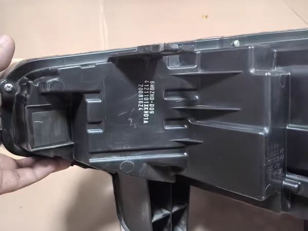 Продам фары для Haval H6 (правая)