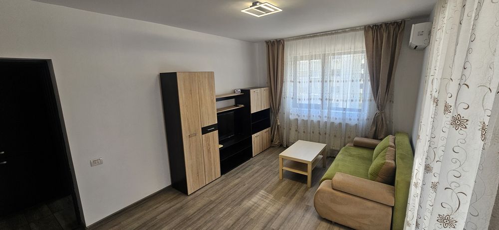 Inchiriez apartament militari rezidence