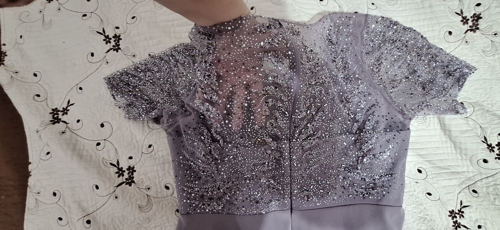 Rochie elegantă, potrivită pentru un botez sau nuntă.