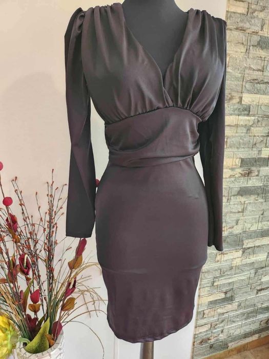 Дамски елегантни рокли