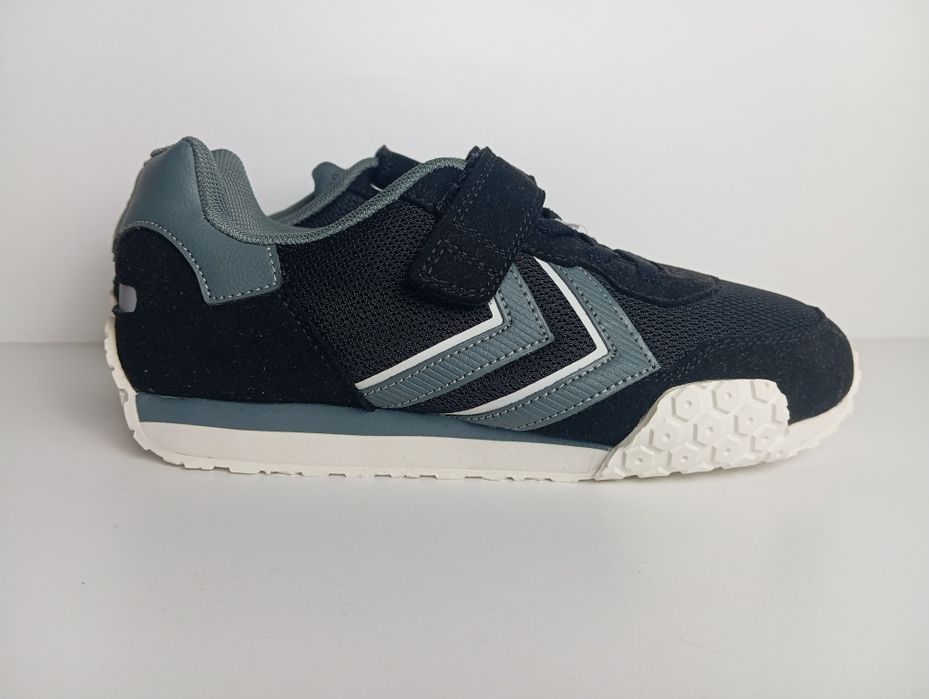 Страхотни детски маратонки марка Hummel 37