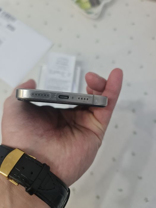 Айфон 16 pro max