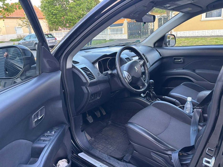 Peugeot 4007 2.2 HDi 150 Cp 2008 cu 7 Locuri