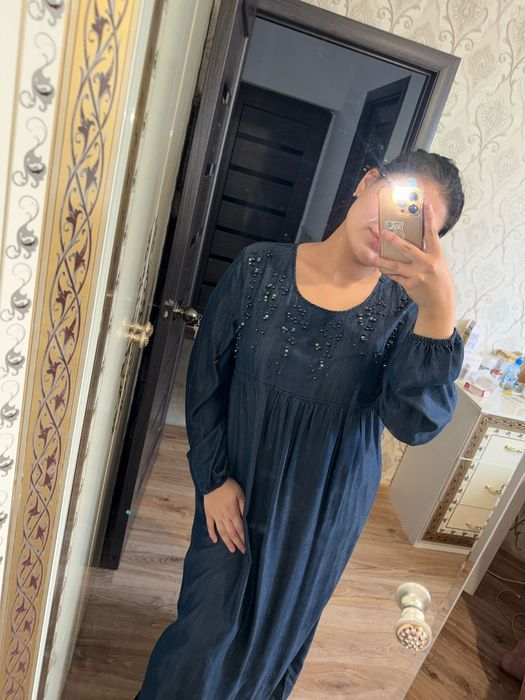 Продам  платье синего цвета