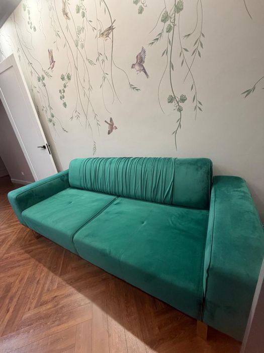 Продам диван размерами 2,3 х 1,0 в отличном состоянии