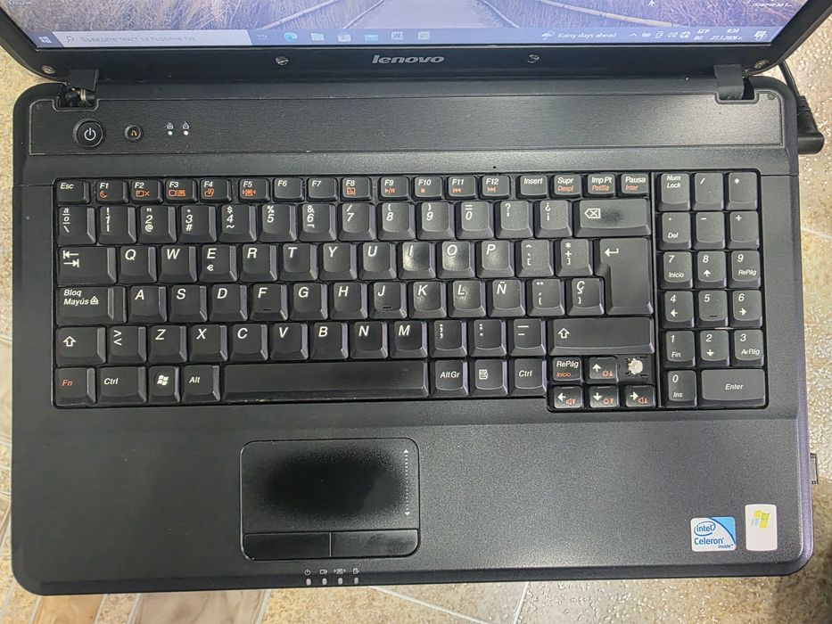 Лаптоп Lenovo G550