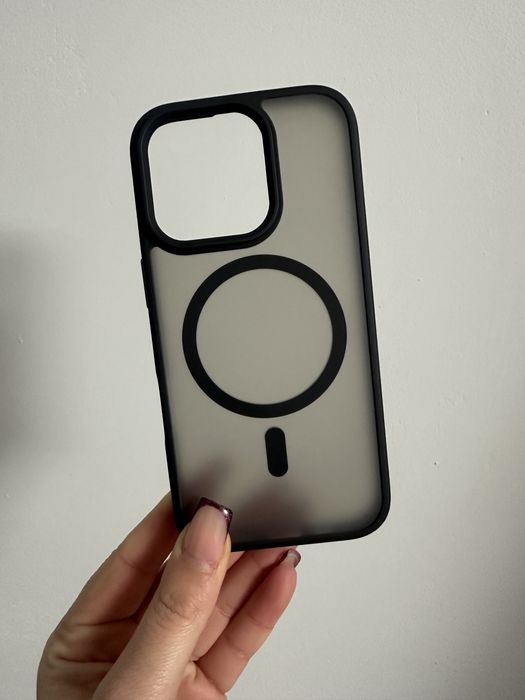 Кейс IPhone 16 pro (съвместим за MagSafe)