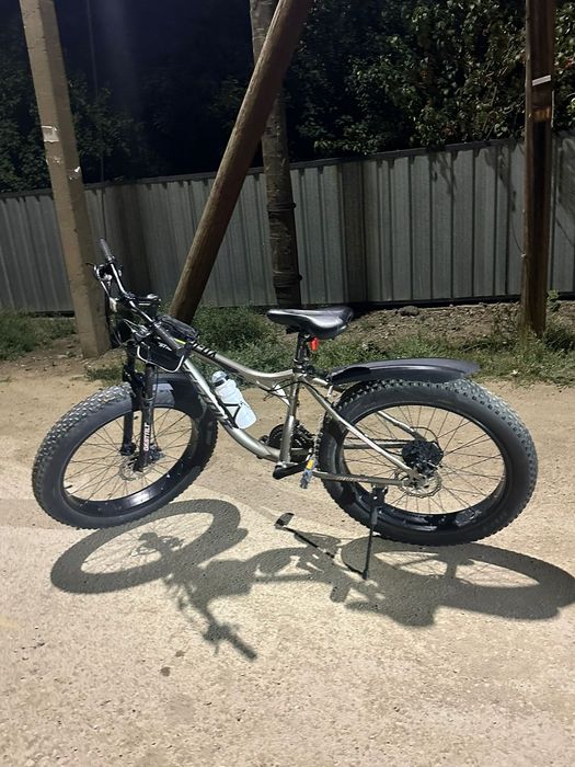 Продам велик с большом калёсамий