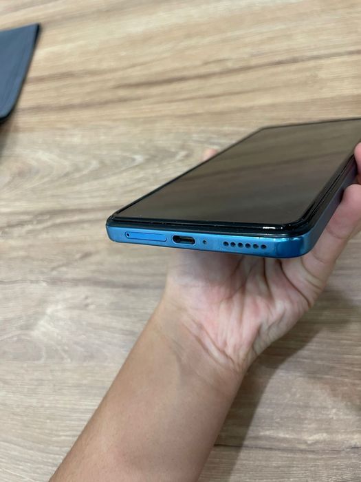 Продам POCO X4 PRO