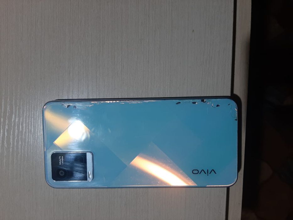 Продам телефон wivo Y21 64 gb