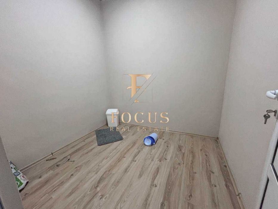 Продава се Магазин в Пловдив, Център - 398 кв.м за 596 €/кв.м - Снимка #4