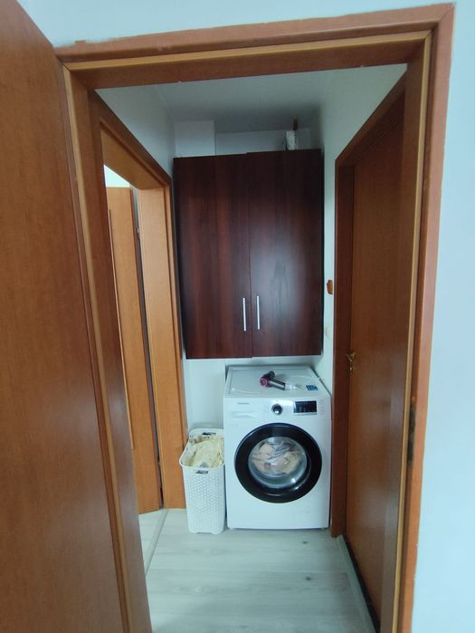 2 camere semidecomandat, Craiovita Noua, zona Materna