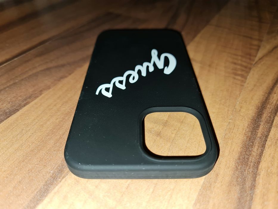 Husa silicon originala Guess Silicone Case Apple iPhone 12 Pro Max