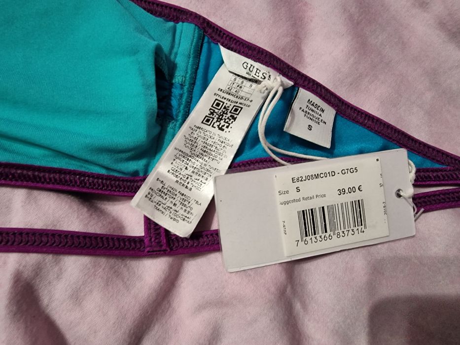 Страхотно горнище на бански guess