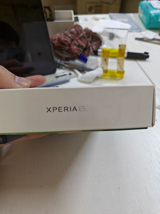 Sony Xperia E5 продам