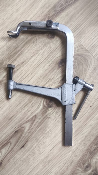 Скоба Facom U13 L за демонтаж и монтаж на клапани