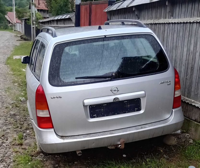 Opel Astra G Caravan – radiată din circulație – completă – pentru fier vechi/dezmembrat