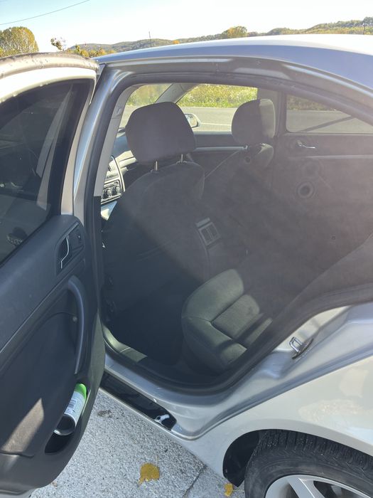 Skoda octavia 2, motor 1.6 mpi