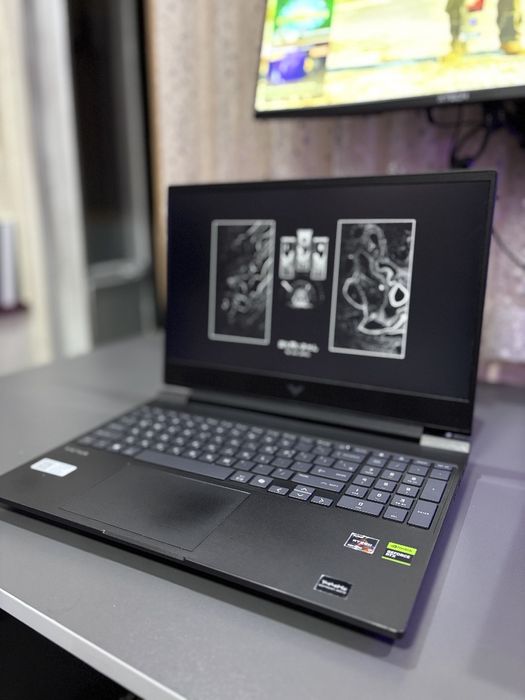 Продаётся ноутбук Victus by HP Gaming Laptop 15-fb3xxx