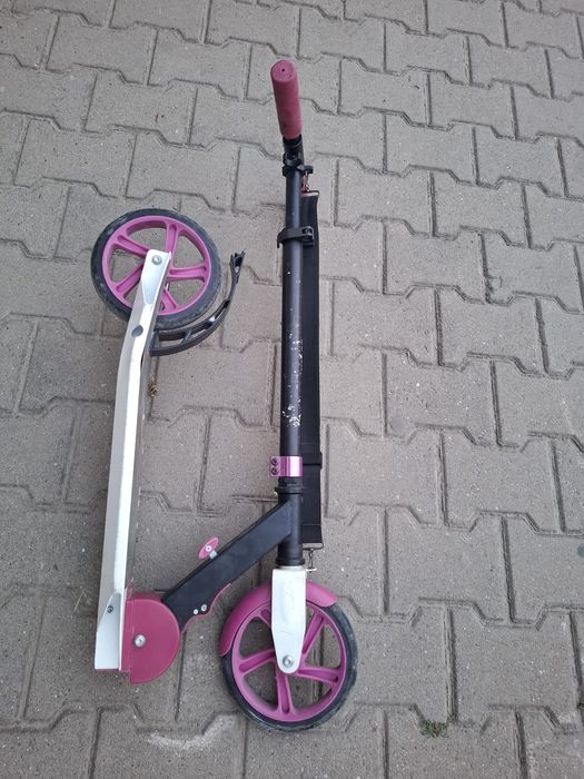 Trotinetă pentru copii