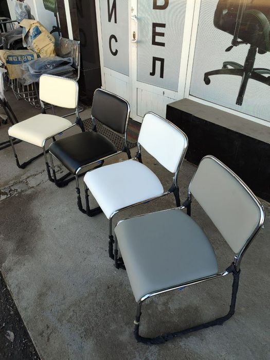 Офисный стул Аливиа