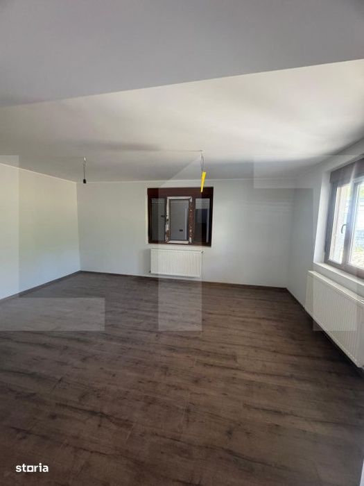 Casa moderna si spatioasa de vanzare in Darabani