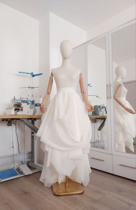 Асиметрична сватбена пола Драпирана Булчинска рокля Бален тоалет