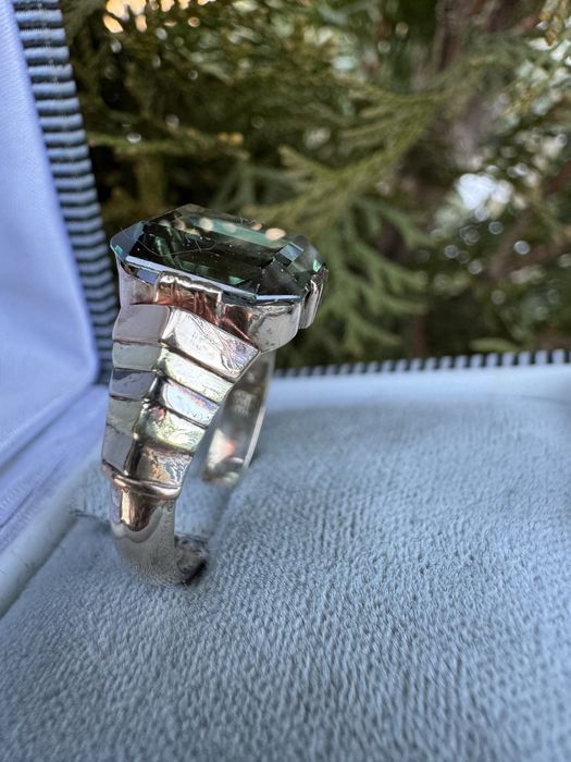 Inel din aur si turmalina