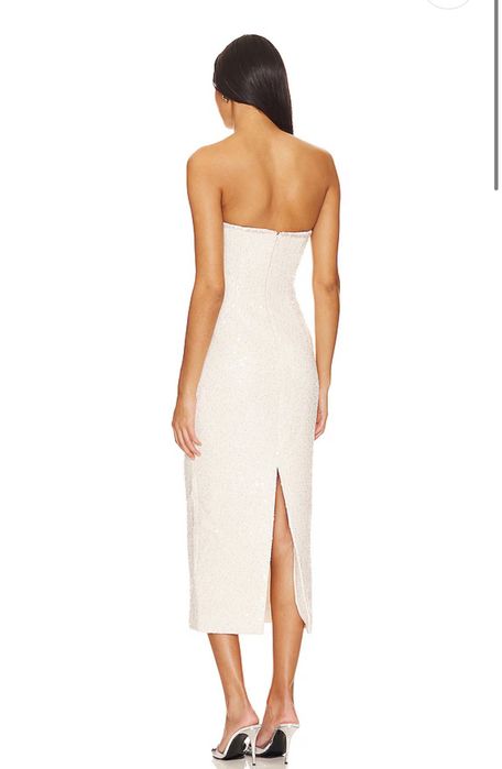 Self-Portrait Кремава рокля без презрамки с пайети и букле текстура