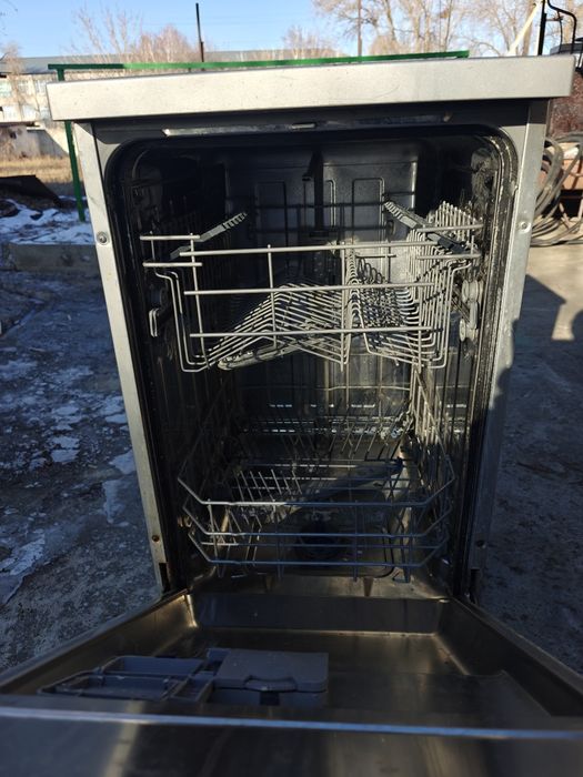 Посудомоечная машина Beko DFN05010S,