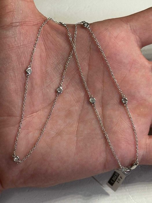 COLIER AUR alb 18K + 7 Diamante = 0.17ct - La baza Gatului - Nou - Cu eticheta - 864E !