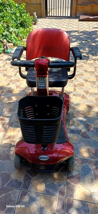 Vand scuter electric