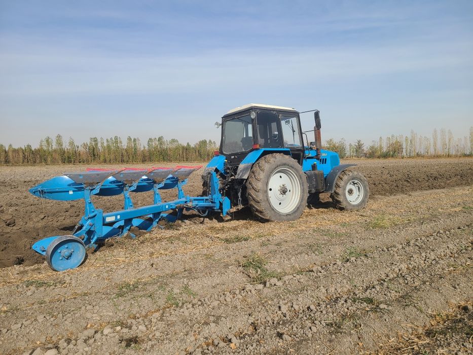 МТЗ 1221.2.тропик. 2019 йил.4300 соат ишлаган.плуг бн.