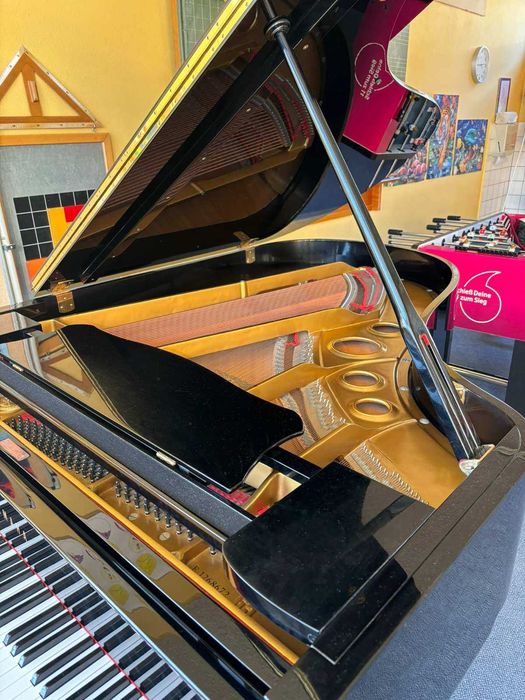 Акустичен роял Ямаха G5 200см.