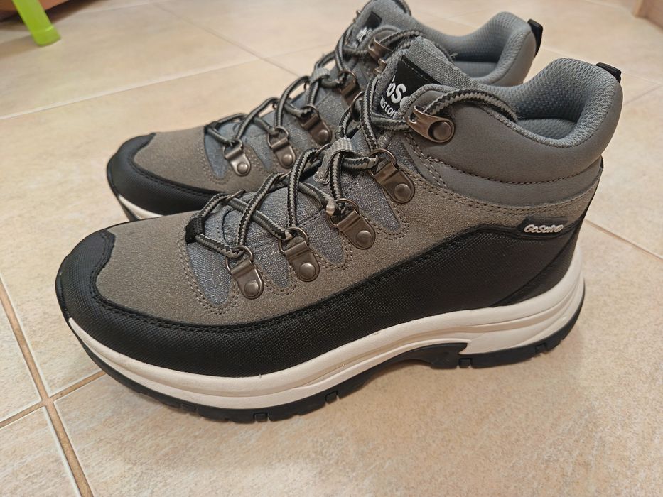 Зимни трекинг обувки