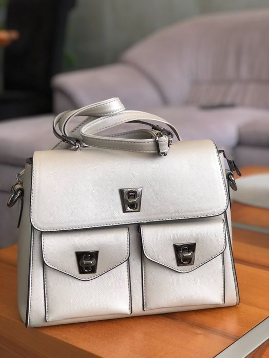 Дамска чанта 2026