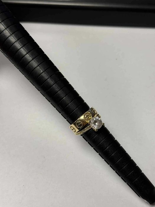 Продавам Златен Дамски Пръстен 14к 585