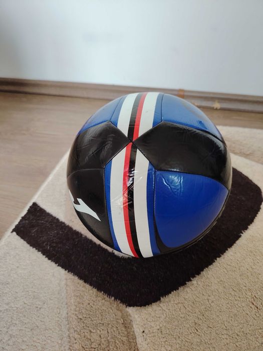 Minge fotbal Joma si Nexo