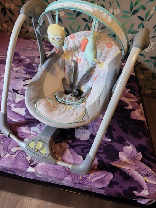 Vând leagăn electric