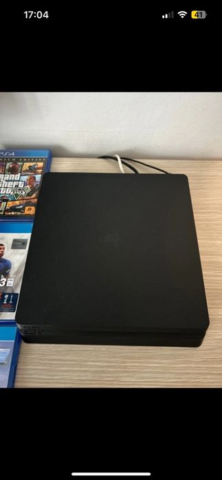 PlayStation 4 Slim 1Tb