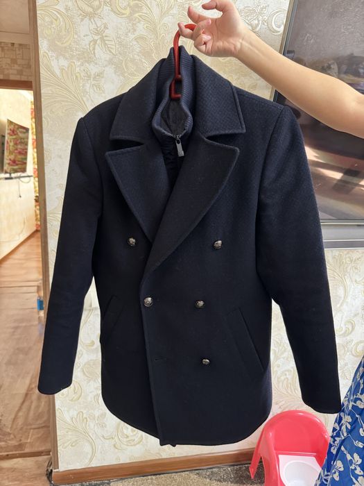 Продаю пвльто 48 размера